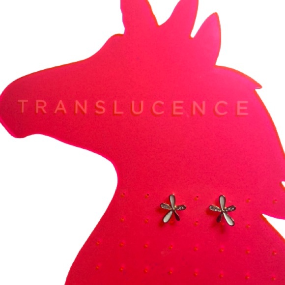 Bikini Bottom Stud Flower Earrings 🌸 - Picture 1 of 1
